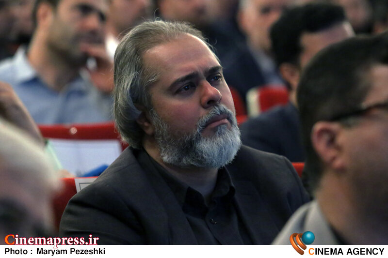 «جشنواره فیلمهای کودکان و نوجوانان» زمانی به اهداف خود نائل میشود که بتواند به رشد و پویایی «سینمای کودک و نوجوان» یاری برساند و برای هنرمندانی که به صورت حرفهای و مستمر در این حوزه فعالیت میکنند «شرایط دیده شدن» و عرضه درست را فراهم کند «جشنواره فیلمهای کودکان و نوجوانان» زمانی به اهداف خود نائل میشود که بتواند به رشد و پویایی «سینمای کودک و نوجوان» یاری برساند و برای هنرمندانی که به صورت حرفهای و مستمر در این حوزه فعالیت میکنند «شرایط دیده شدن» و عرضه درست را فراهم کند