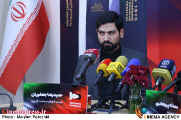 نشست خبری فیلم کوتاه صد 4 خرداد 1405