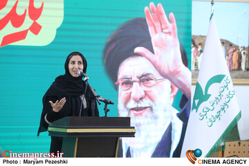 عصر شعر باید برخاست 8 تیر 1405