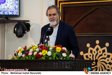 آیین بزرگداشت مقام فرهنگی هنری مرحوم استاد علی حاتمی