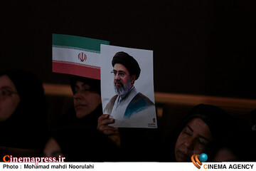 مراسم گرامیداشت قائد شهید امت و یادواره شهدای کارمند