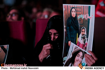 مراسم گرامیداشت قائد شهید امت و یادواره شهدای کارمند