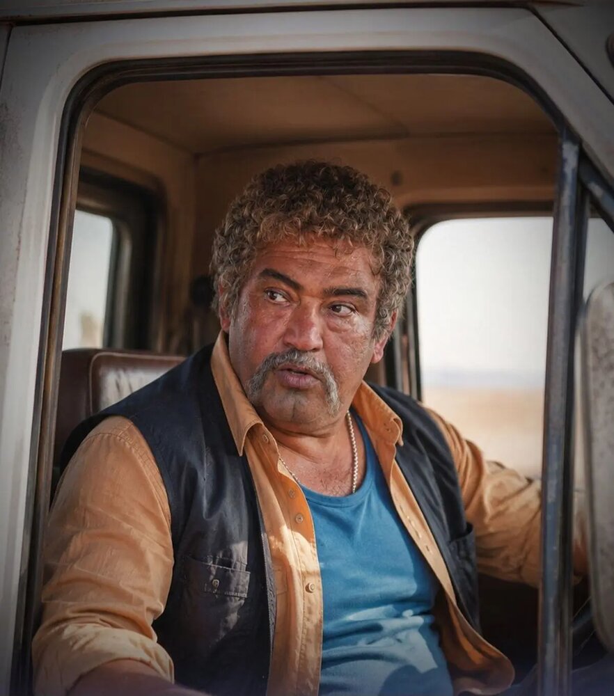 «دیوار دفاعی» از گریم «نادر سلیمانی» رونمایی کرد «دیوار دفاعی» از گریم «نادر سلیمانی» رونمایی کرد