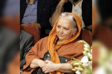ژاله عابر