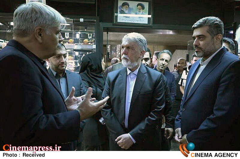 «وزیر ارشاد» از «موزه صدا و موسیقی» بازدید کرد «وزیر ارشاد» از «موزه صدا و موسیقی» بازدید کرد