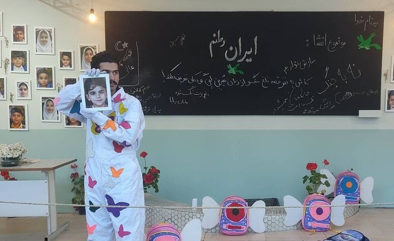 «زنگ بهشت» دور تازه اجراهای خود را در مدارس، میدان‌ها و اجتماع‌های شبانه شهر تهران آغاز می‌کند