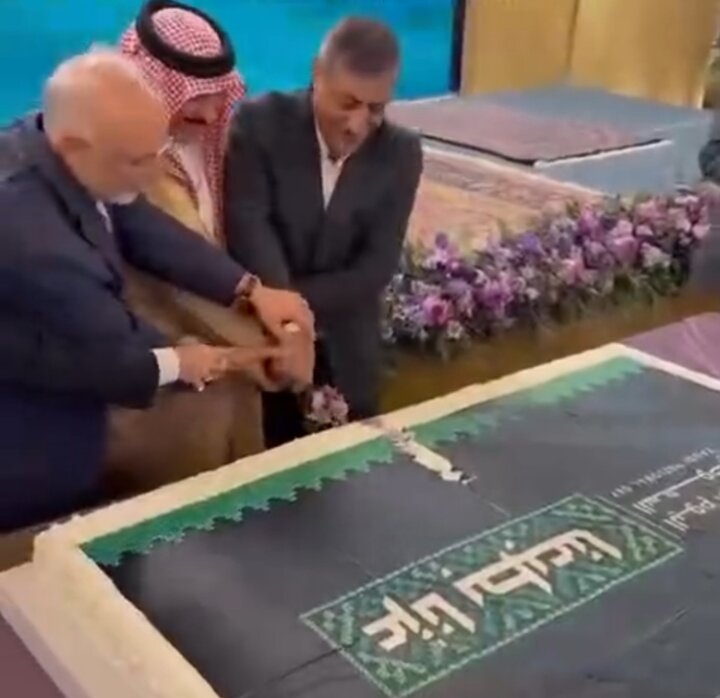 «معاون اجرایی رئیس جمهور» به همراه «برادرزاده طاهره قره‌العین» در «جشن ملی عربستان» دقیقا به دنبال چه بودند/ چرا به «امت مبعوث» دهن کنجی می‌کنند!