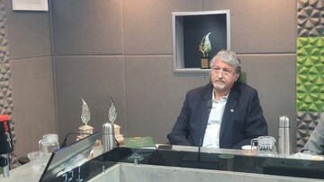 اهدای نشان پارسی جان ۲۹ مهر ۱۴۰۵