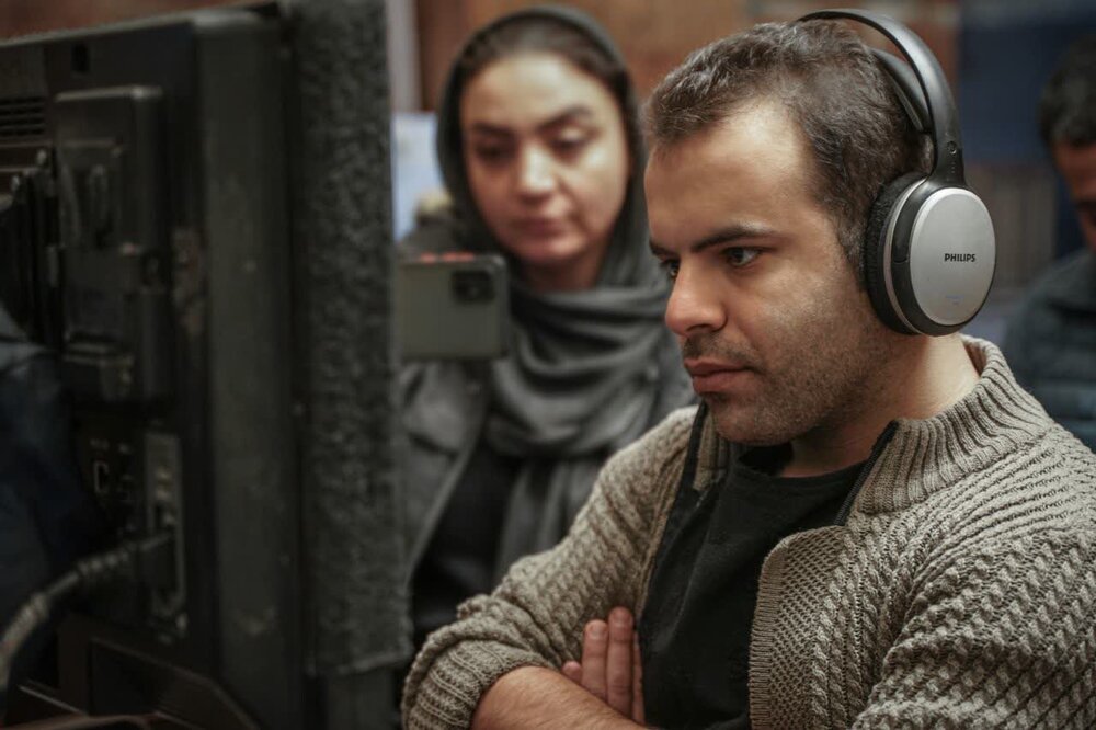 گاهی «فیلمسازان» صرفا برای اینکه رزومهای برای خودشان جمع کنند «فیلم» میسازند/ در حق برخی از «فیلمسازانی» که آثارشان در «جشنواره فیلم کوتاه تهران» پذیرفته نشده اجحاف شده گاهی «فیلمسازان» صرفا برای اینکه رزومهای برای خودشان جمع کنند «فیلم» میسازند/ در حق برخی از «فیلمسازانی» که آثارشان در «جشنواره فیلم کوتاه تهران» پذیرفته نشده اجحاف شده