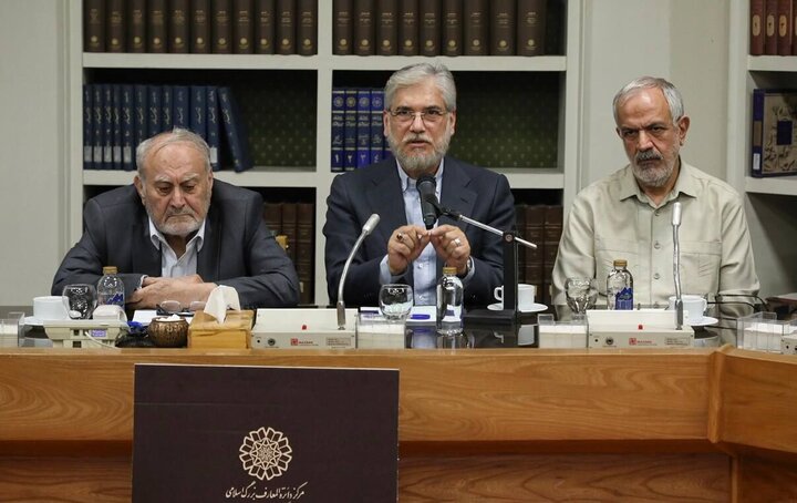 «وزیر علوم» عضو حقیقی «حیات خلوت یک جریان خاص سیاسی» شد!