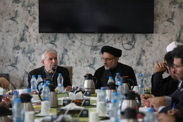 خاموشی و صالحی