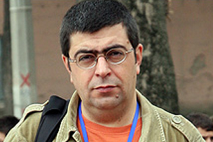 مجید برزگر 