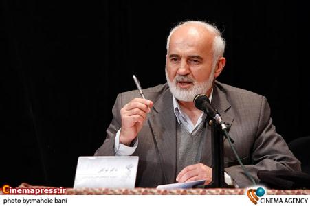 احمد توکلی نماینده مجلس در نشست هم اندیشی تجلی اراده ملی سی امین جشنواره فیلم فجر