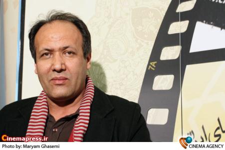 کاظم راست گفتار درغرفه خبرگزاری سینمای ایران در جشنواره فیلم فجر
