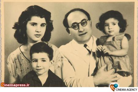 آوانیس اوگانیانس سازنده اولین فیلم تاریخ سینمای ایران در کنار خانواده اش