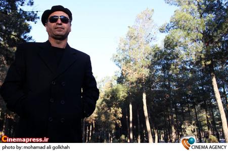 حمید فرخ نژاد در مراسم عقد قرارداد اکران فیلم شب واقعه در بهشت زهرا