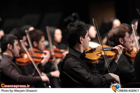 کنسرت ارکستر ملی برگزیده آثار استاد تجویدی به رهبری بردیا کیارس و خوانندگی علیرضا قربانی